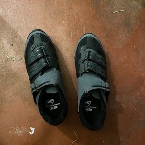 Pearl Izumi Cycling Shoes (40)